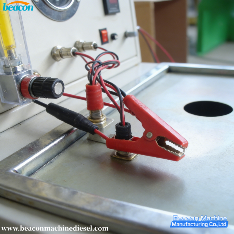 {QCM300 Auto Electric Gasoline Fuel Pump Tester}